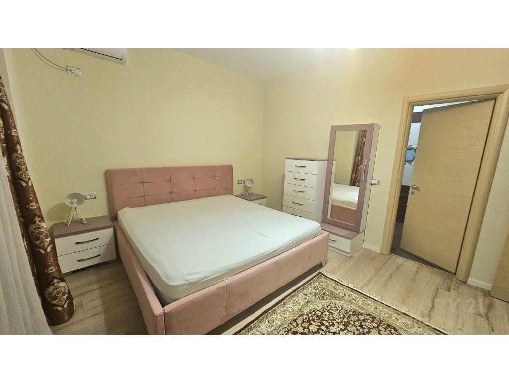 APARTAMENT 3+1+2 PARKIME PER QIRA PRANE KOPSHTIT ZOOLOGJIK