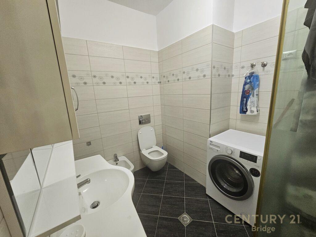 APARTAMENT 3+1+2 PARKIME PER QIRA PRANE KOPSHTIT ZOOLOGJIK