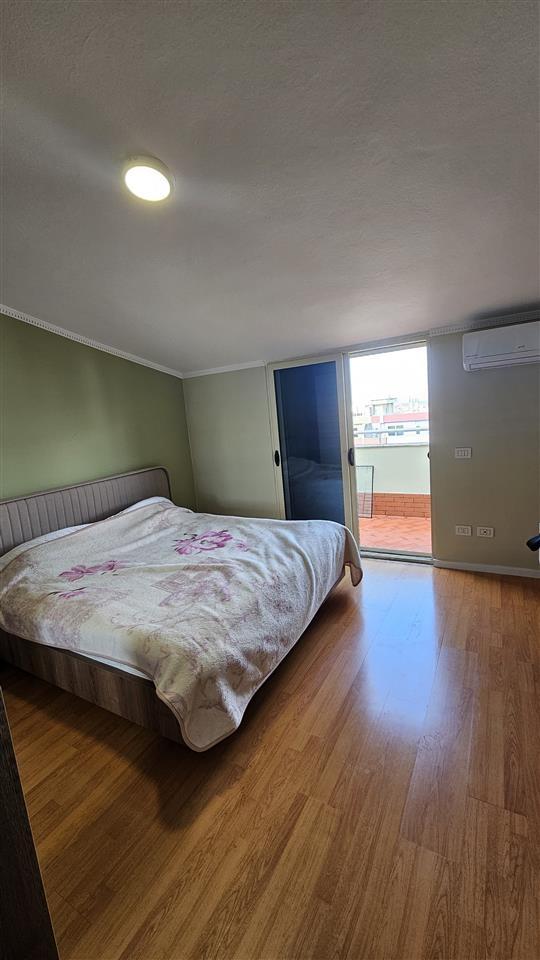 PAPAFINGO ME QERA ISHRAJONI