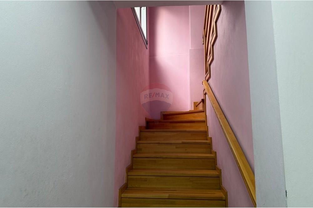 Vile 3-kateshe me qira tek Jordan Misja