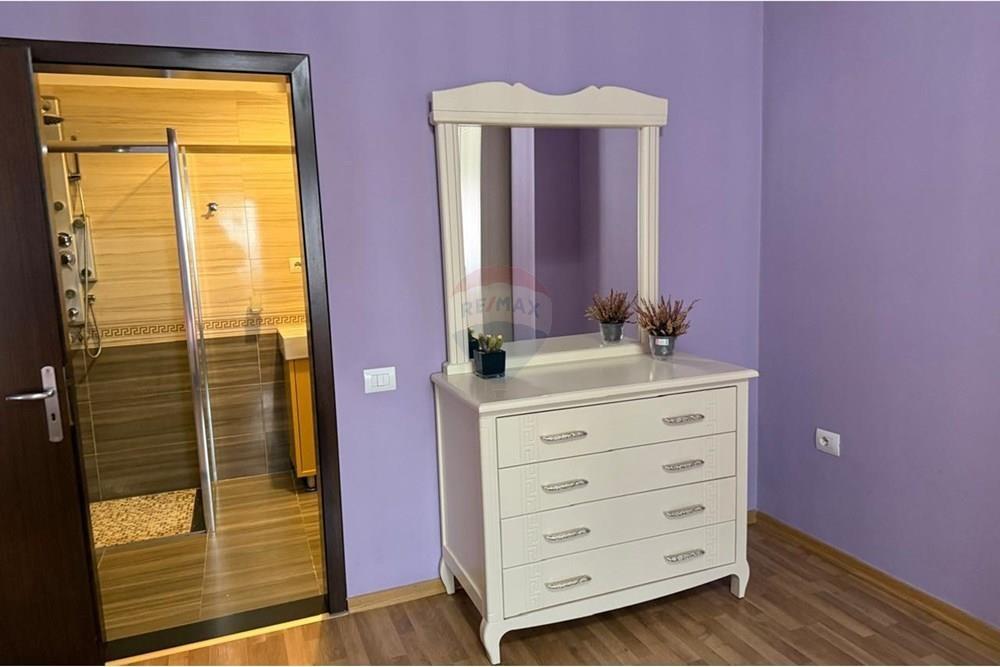 Vile 3-kateshe me qira tek Jordan Misja