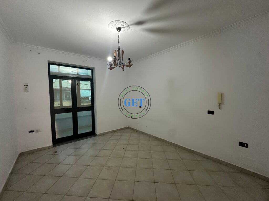 Qira, Apartament 2+1, Spitali, Durrës