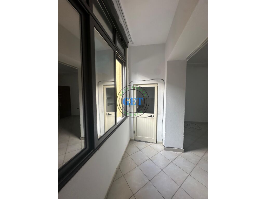 Qira, Apartament 2+1, Spitali, Durrës
