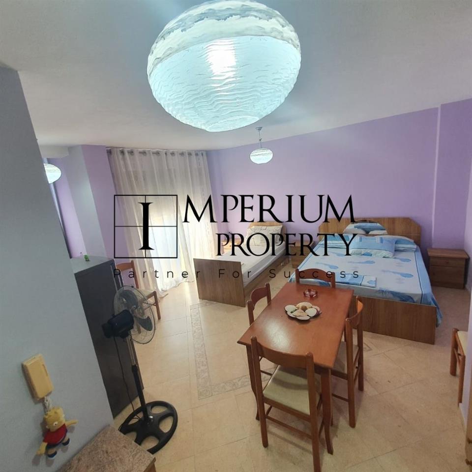 JEPET ME QIRA DURRES PLAZH GAZIONJERE