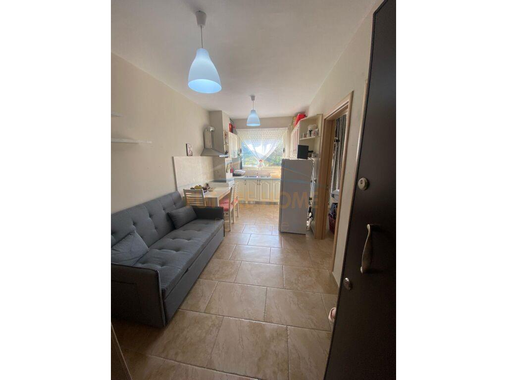 Qira, Apartament 1+1 ,Liqeni i Thatë, Tiranë.