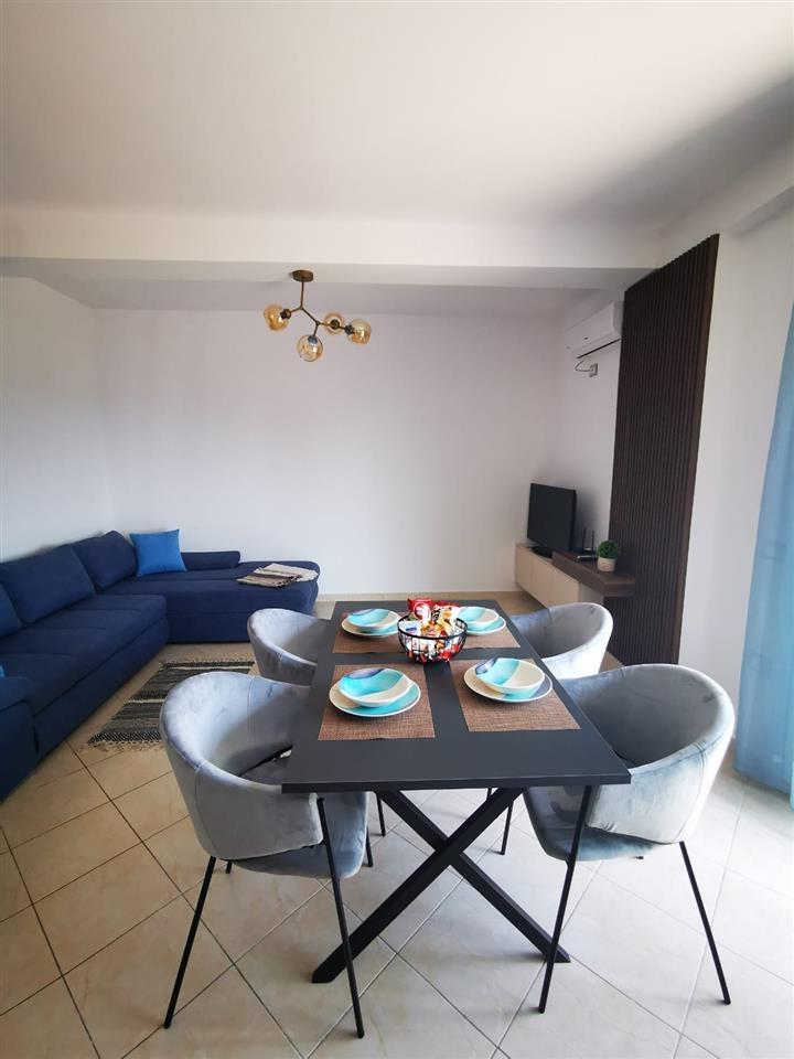 Jepet Apartament me qera