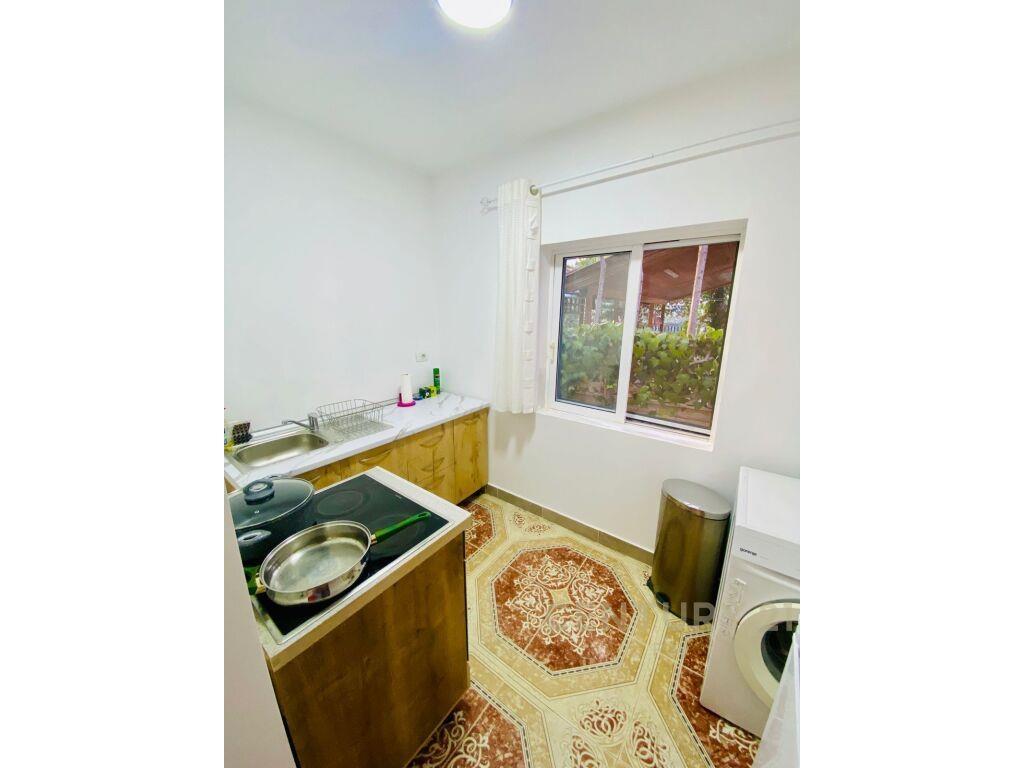 SUPER VILE PER SHITJE , GOLEM!