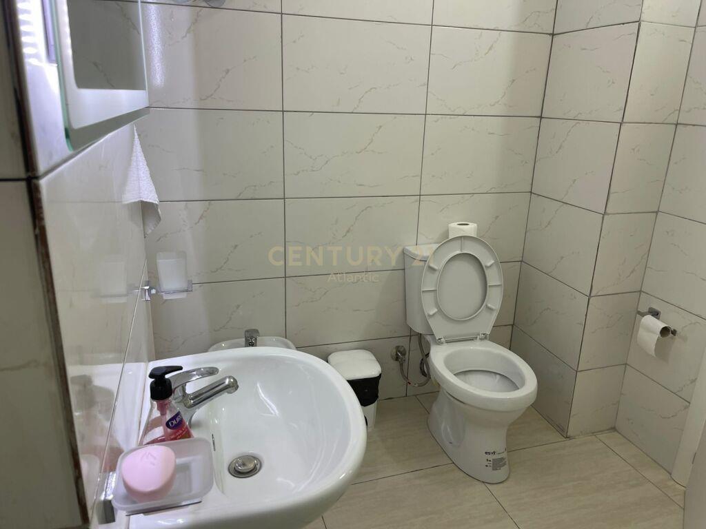 APARTAMENT 1+1 ME QIRA NE PLAZH, RROTA KUQE!