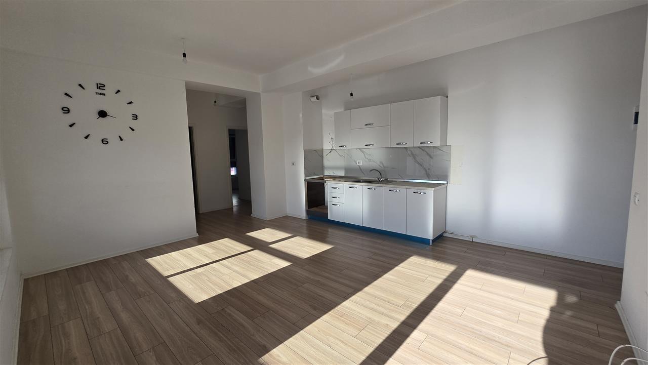 Jap me qera apartament 2+1 tek kompleksi Mangalem 21 AliDemi