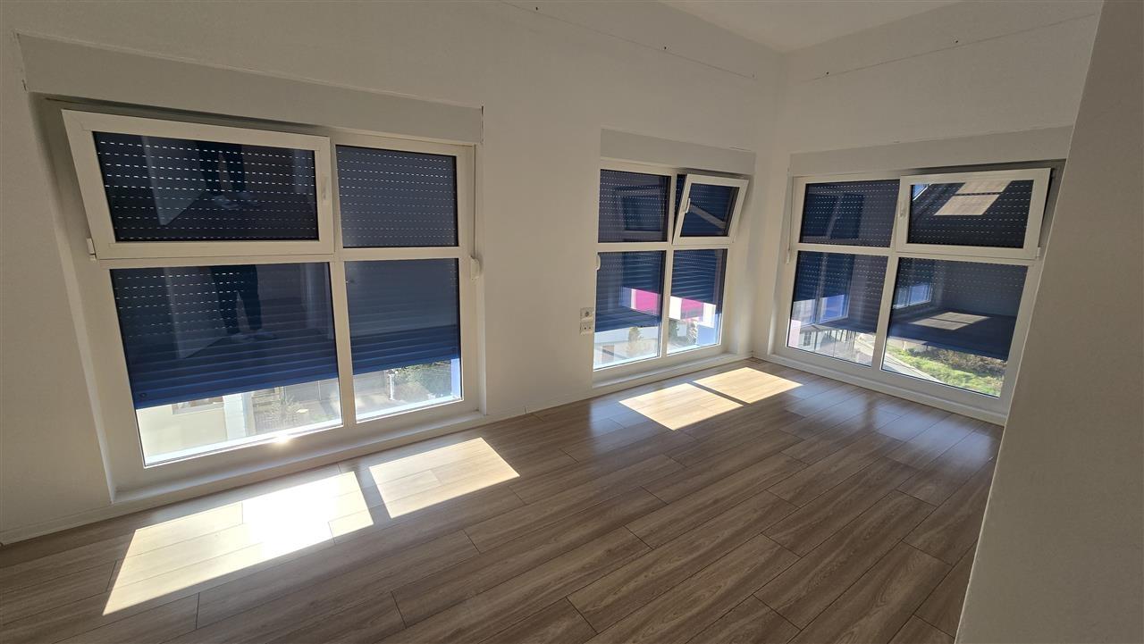 Jap me qera apartament 2+1 tek kompleksi Mangalem 21 AliDemi