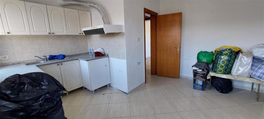 Shitet apartament 1+1 15.0000 i diskutushem