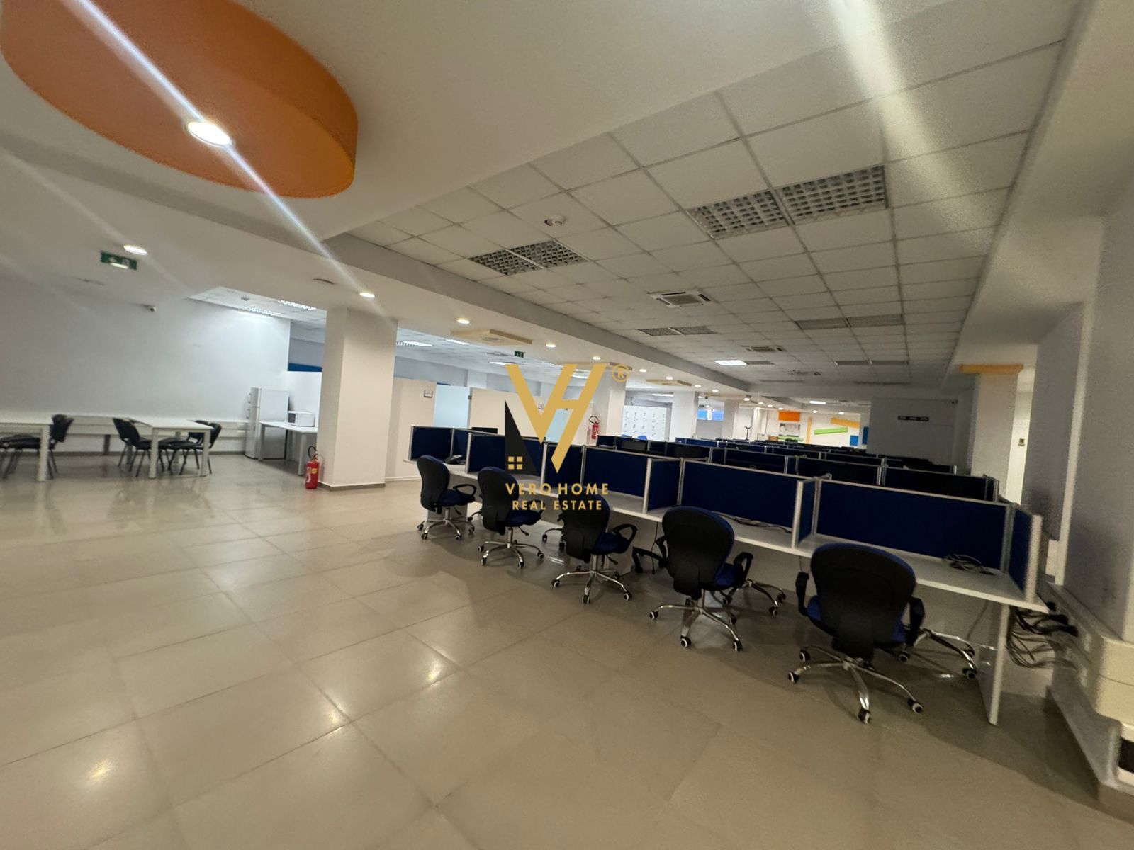 ZYRE 1.000 M2 ME QERA TE KOM DELIJORGJI 6.000 EURO