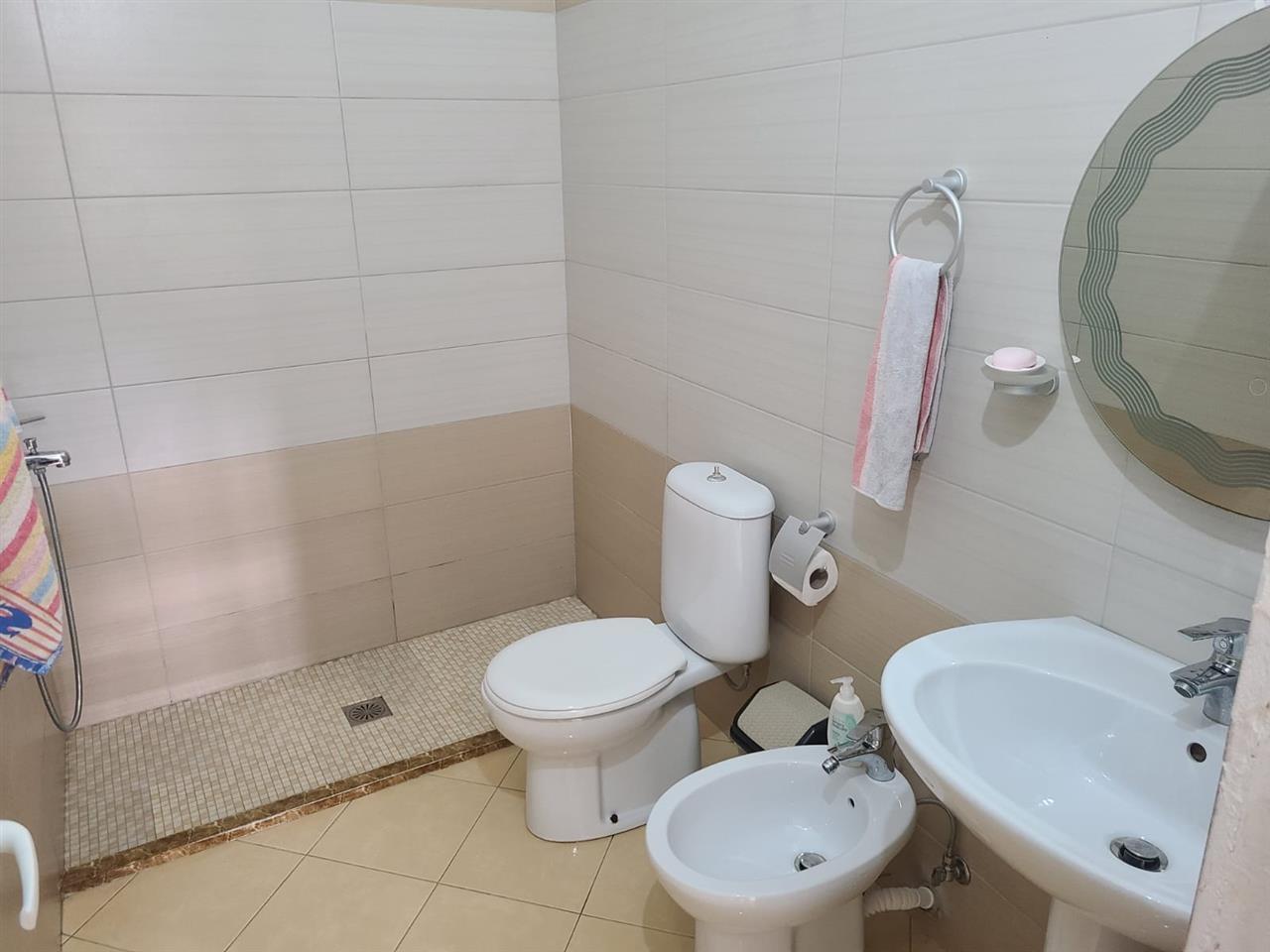 Shtepi me qera Vlore