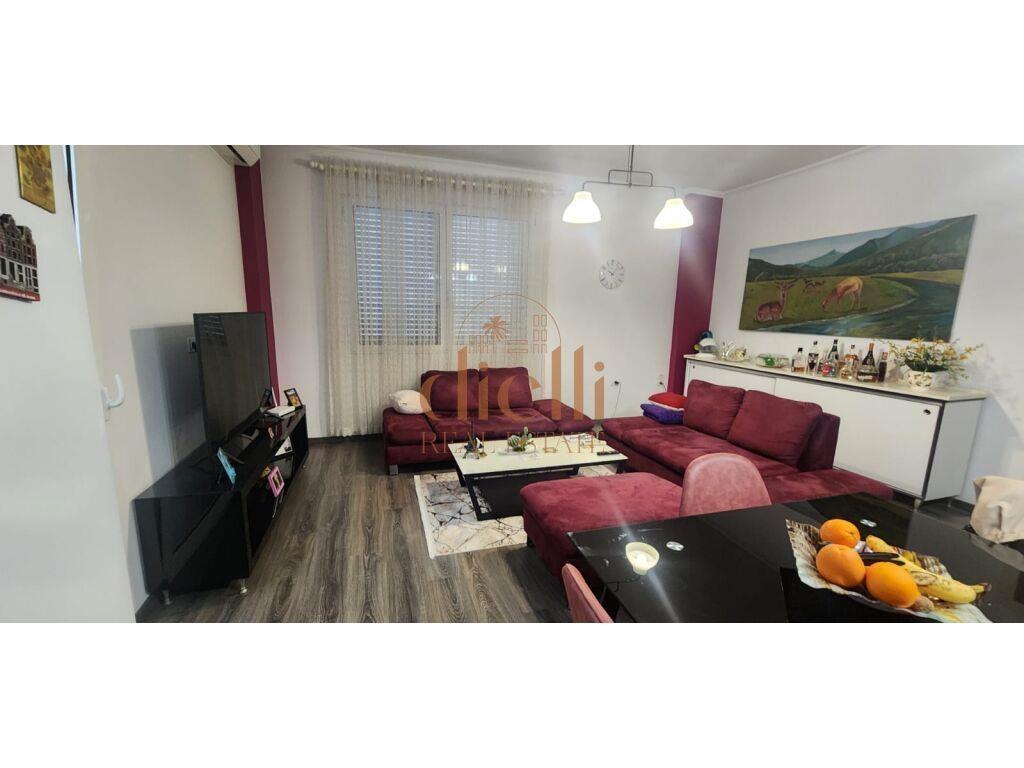 Apartament 2+1+2 per Shitje ne Selit