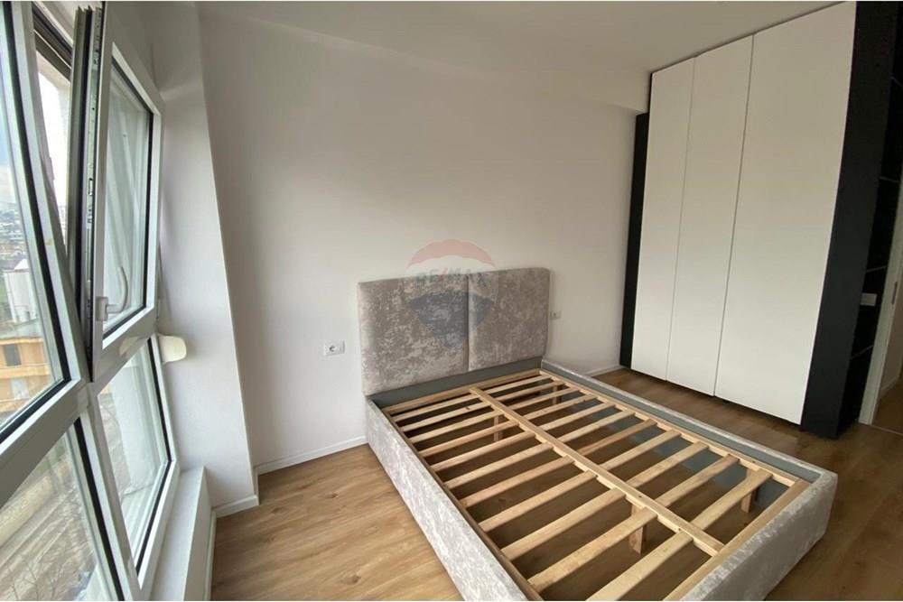 Apartament – Për Qira – Ali Demi, Shqipëri JEPET ME QIRA APA