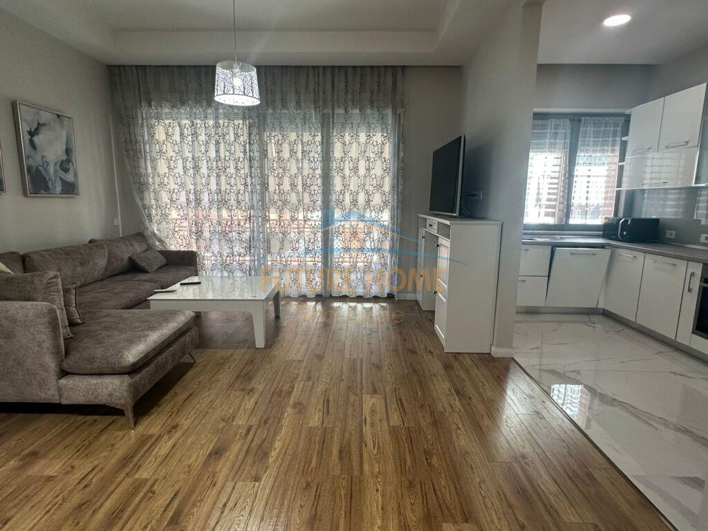 Qira,Apartament 2+1+Parking,Delijorgji !