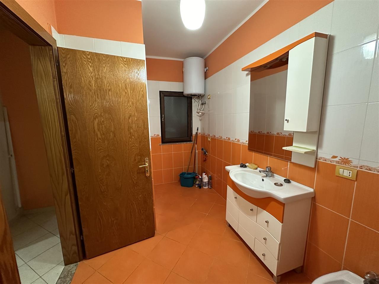 Apartament 2+1+2+ballkon pallat i ri, okazion.