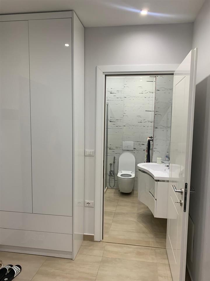 SHITET APARTAMENT 1+1.NE QERRET TE KAVAJES 62 M