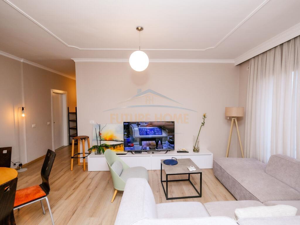 Shitet, Apartament 2+1, Liqeni Artificial.