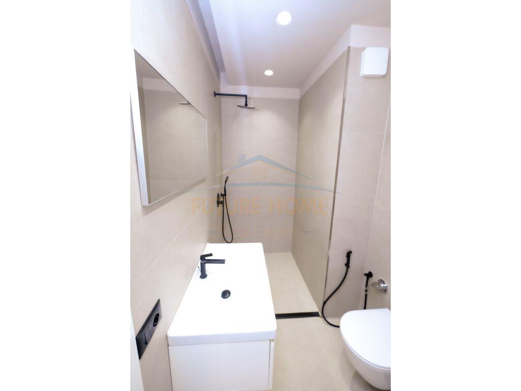 Shitet, Apartament 2+1, Liqeni Artificial.