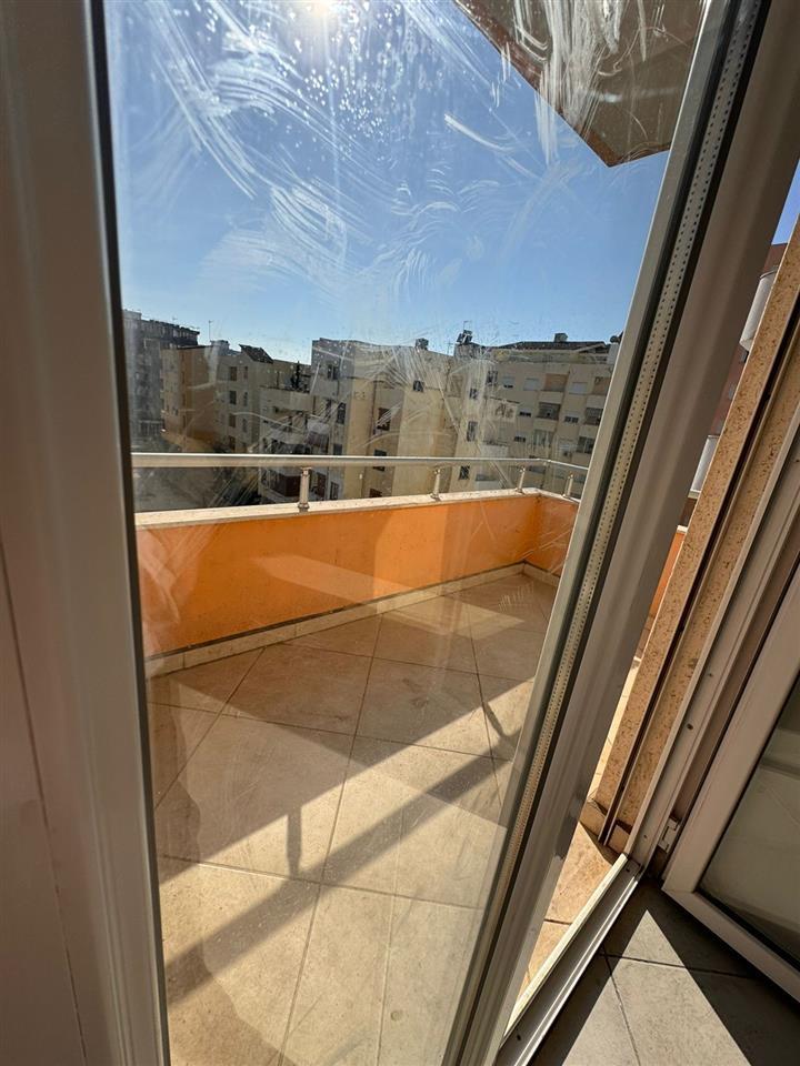 Apartament 2+1+ ballkon | Shkembi i Kavajes
