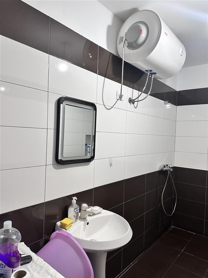Apartament me qera ditore