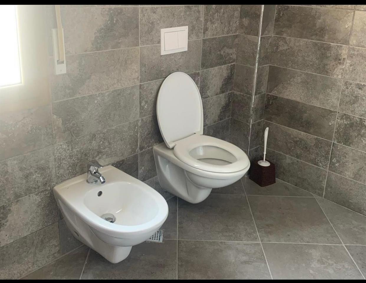 JEPET ME QERA APARTAMENT 1+1 PAS HANNOVER