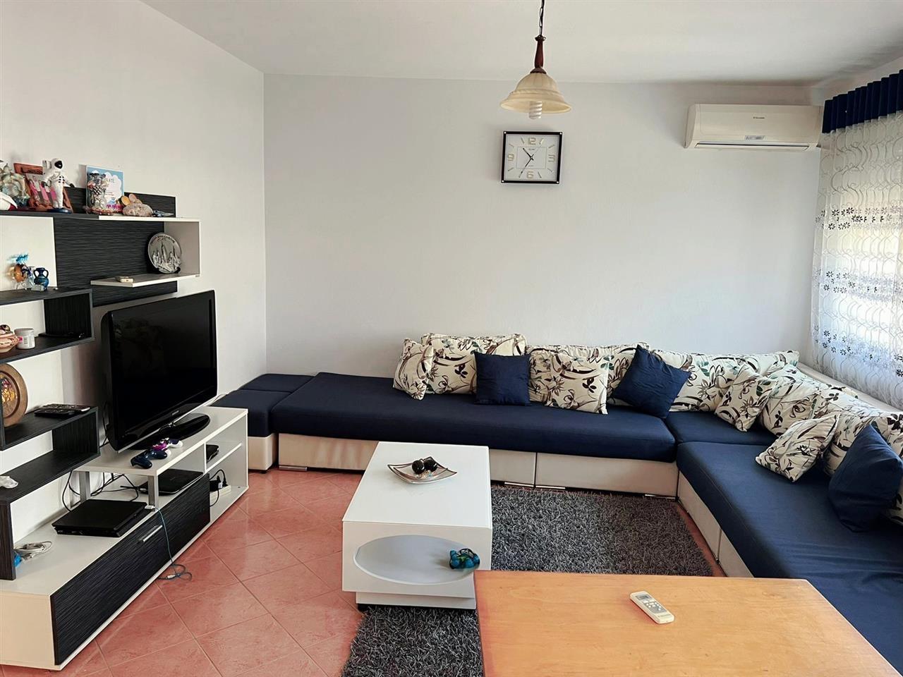 Apartament Mali i robit