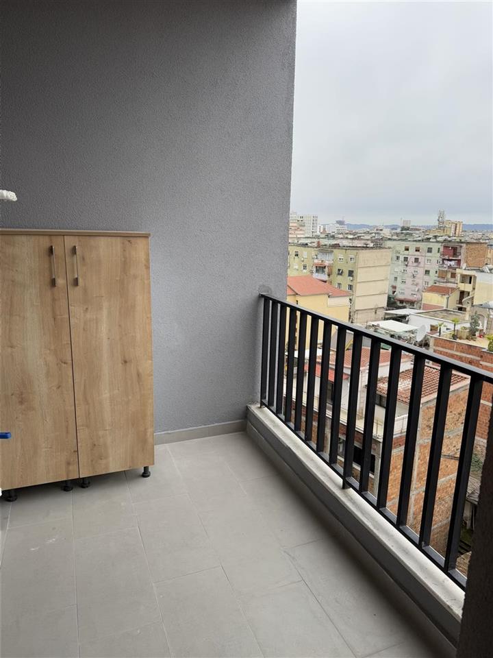 Apartament 1+1 me qera, Rruga Bardhyl, pas Oslo