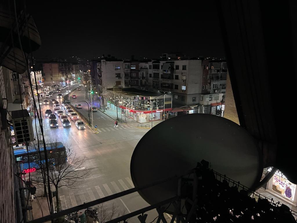 Jepet shtepi me qera 1+1 super lokacion