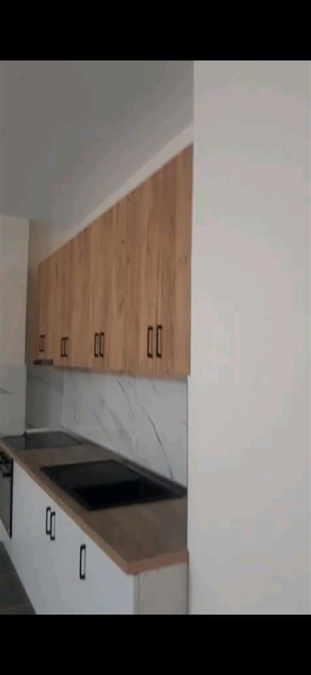JEPET ME QIRA APARTAMENT
