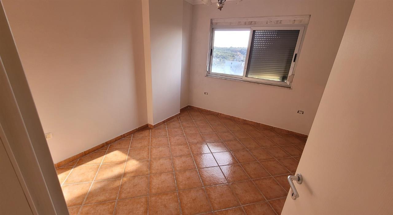 SHITET APARTAMENT 1+1 PAMJE DETI !