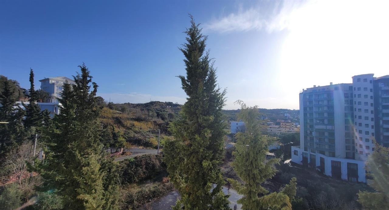 SHITET APARTAMENT 1+1 PAMJE DETI !