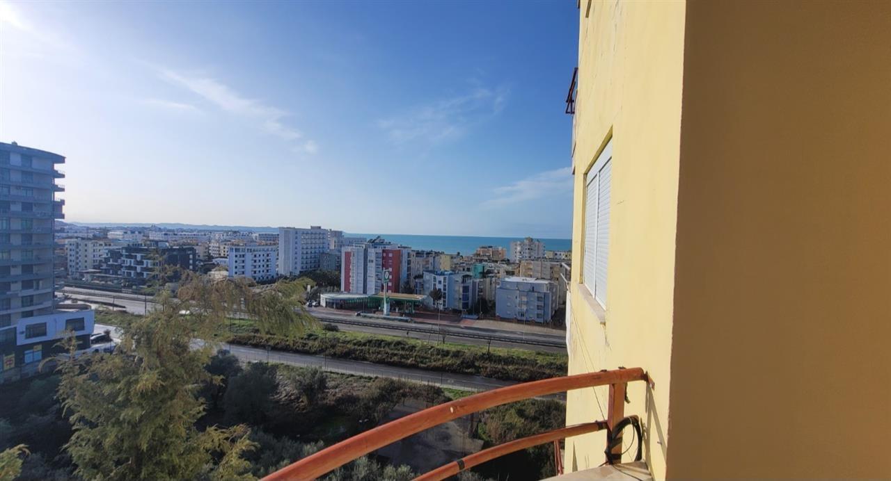 SHITET APARTAMENT 1+1 PAMJE DETI !