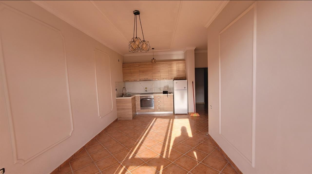 SHITET APARTAMENT 1+1 PAMJE DETI !