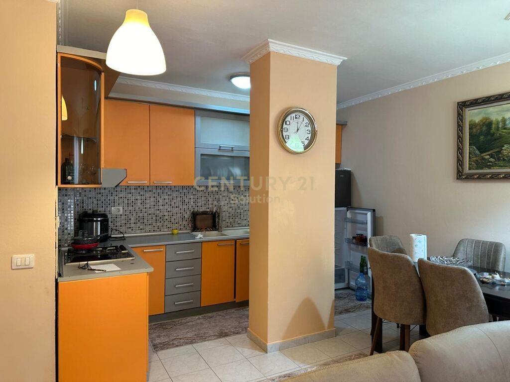 JEPET ME QERA APARTAMENT 1+1TEK KOMPLEKSI ELEONORA!Sol108023