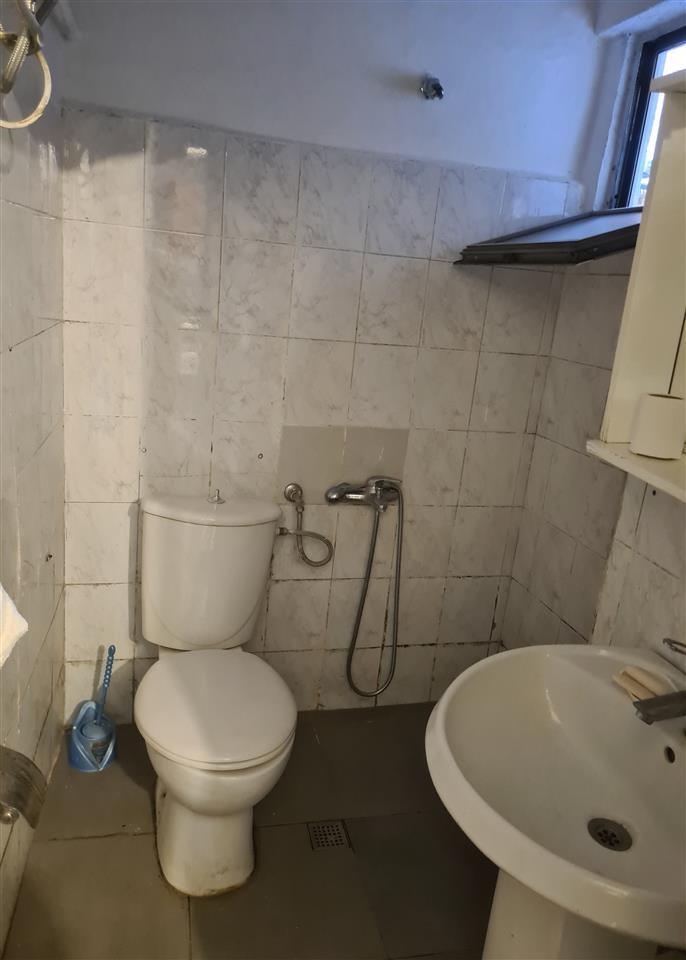 Gazoniere me qera i mobiluar bulevardi zogu i par