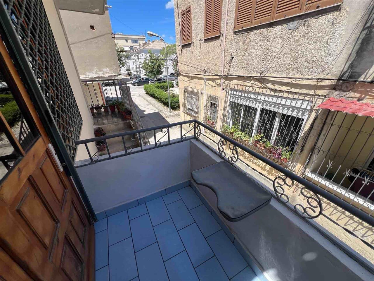 Apartament 1+1 me qera afatshkurter