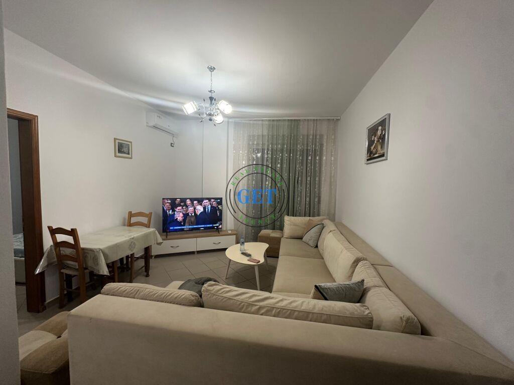 Jepet me qira, Apartament 1+1+3 ballkone, Me pamje deti, Pla