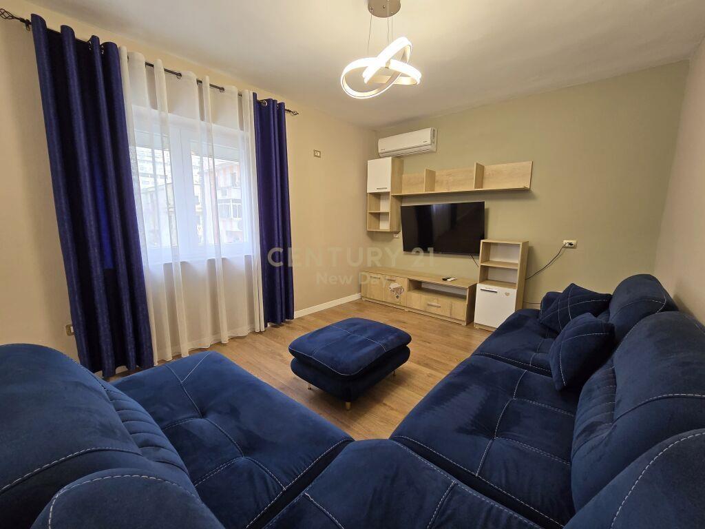 SHITET APARTAMENT 2+1+2 + DEPO PRANE MUZEUMIT TE DESHMOREVE!