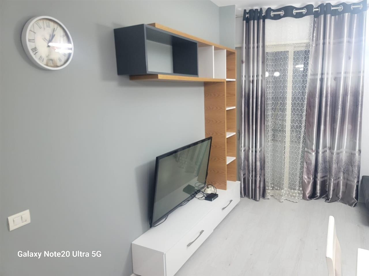 Jepet me qera 1+1 rruga Shefqet Kuka