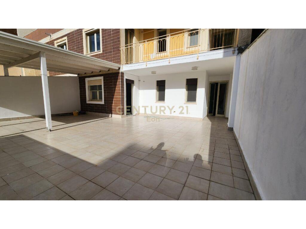 JEPET APARTAMENT 2+1+2 ME QIRA TEK VILA E ZOGUT!