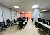 Ambient zyre me qera prane Qendres, Tirane