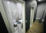 Ambient zyre me qera prane Qendres, Tirane