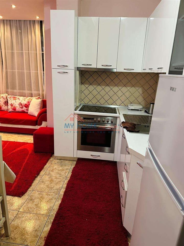 Apartament 2+1 Me Qira Rruga e Kavajes Tirane