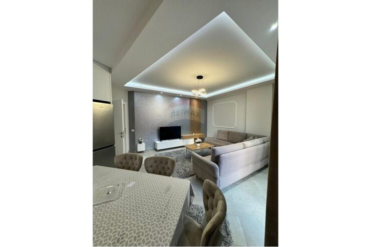 APARTAMENT 2+1 ME POST PARKIMI, FARMACIA 10