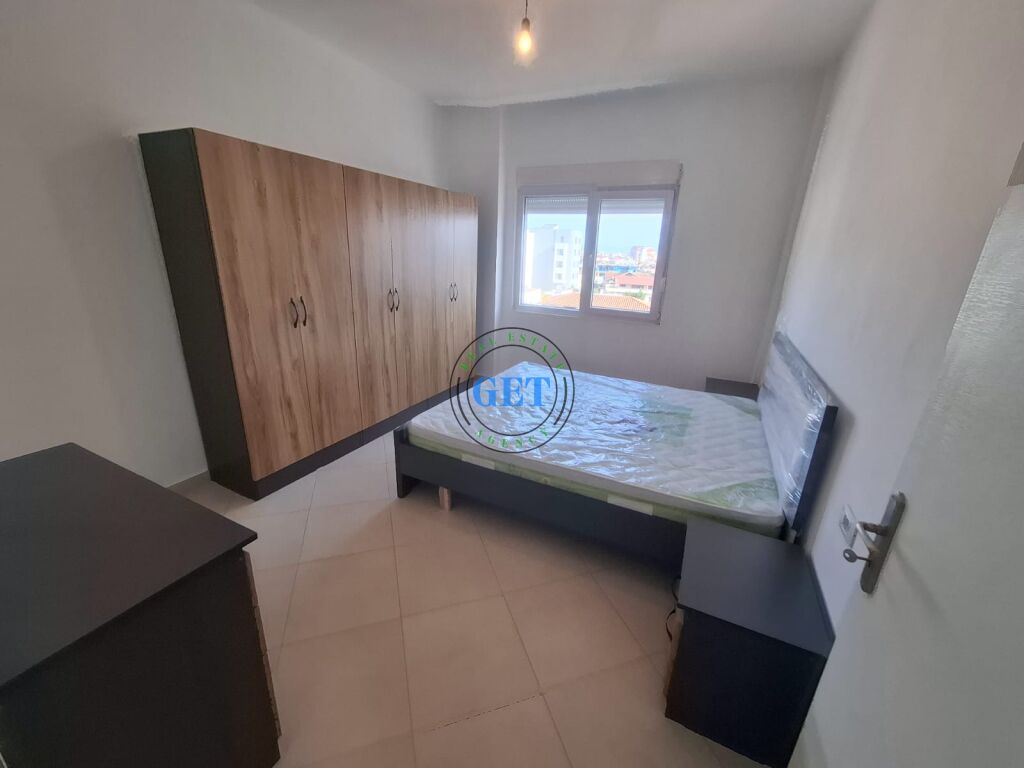 Qira, Apartament 2+1,Tregu Industrial, Durrës.