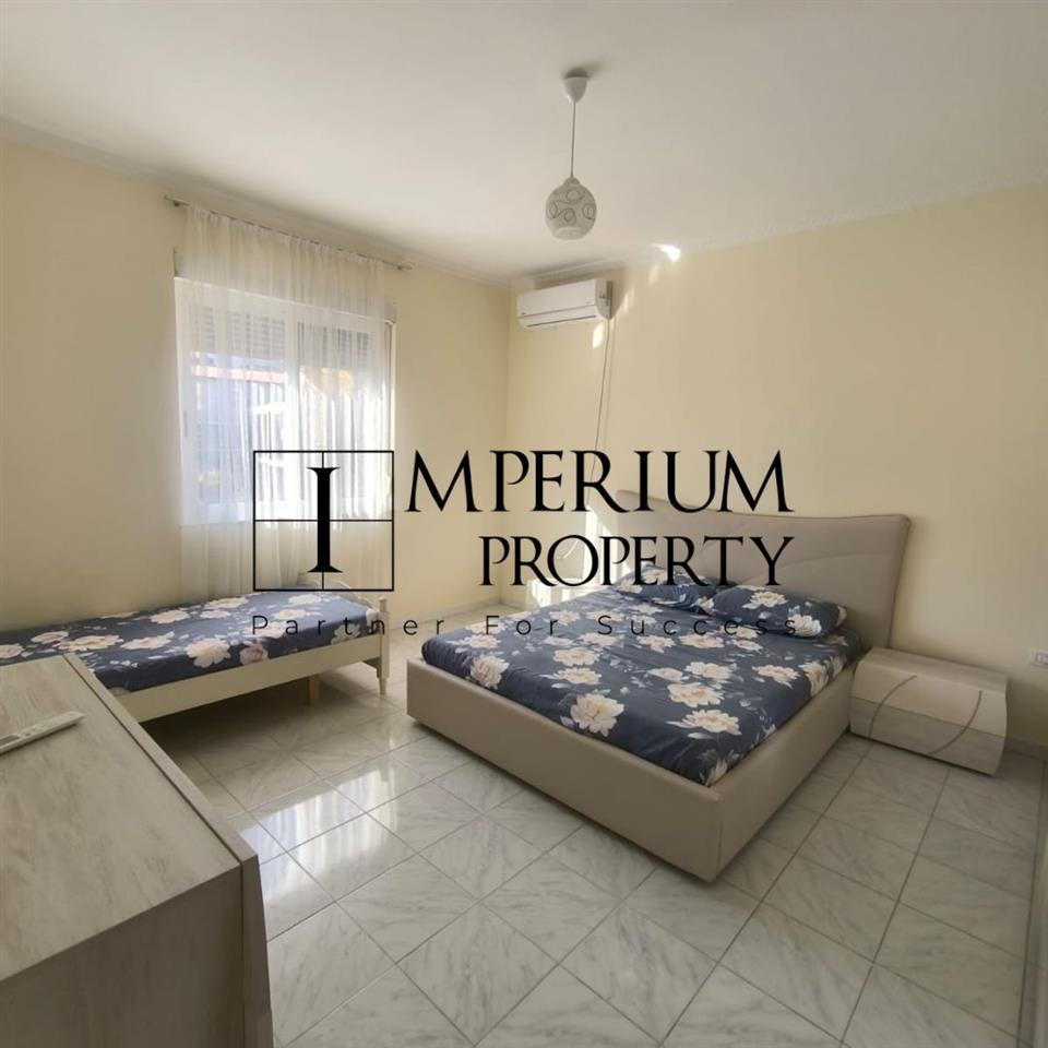 JEPET ME QIRA VILE NE PLAZH