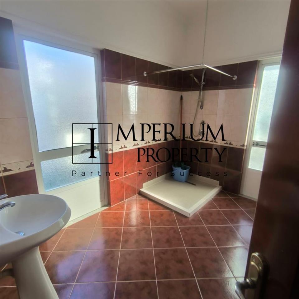 JEPET ME QIRA VILE NE PLAZH