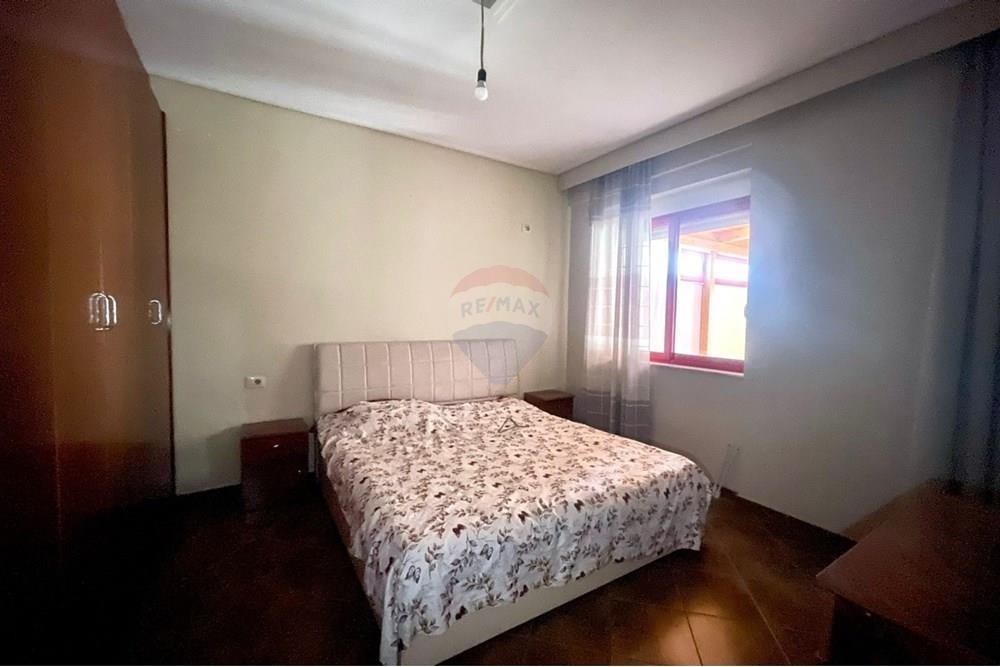 APARTAMENT 2+1 PER QERA TE PALLATET E VERDHA